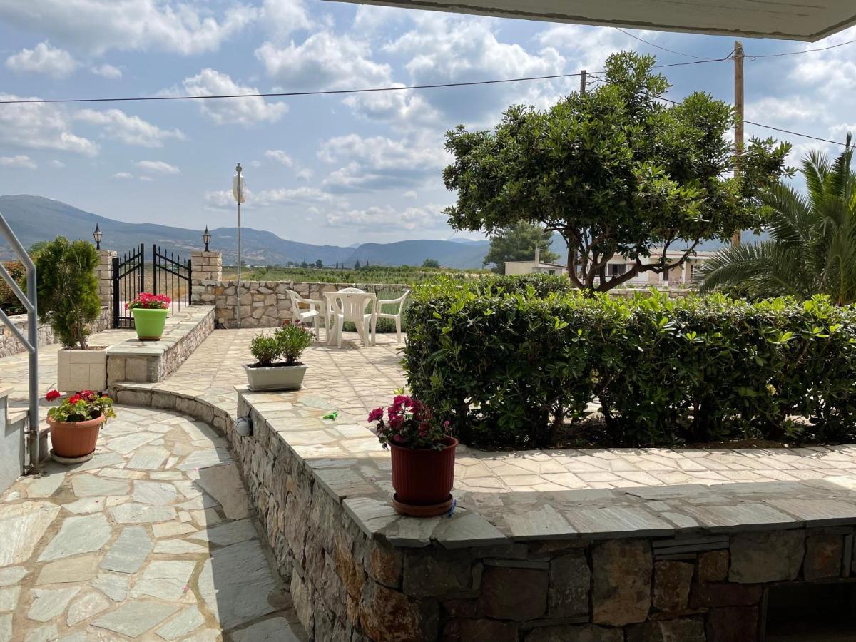 Finikas Daire Íria Dış mekan fotoğraf